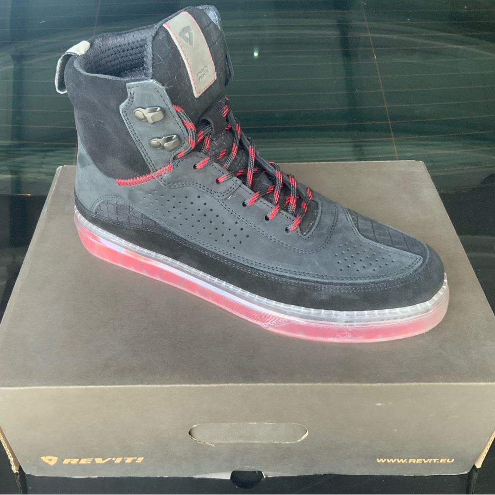 Rev’It! Men's High-Top Casual Sneaker Boot in Black and Red